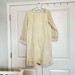 COPY - Ivory trouser shirt and shaffon duppatta from beechtree.size 12